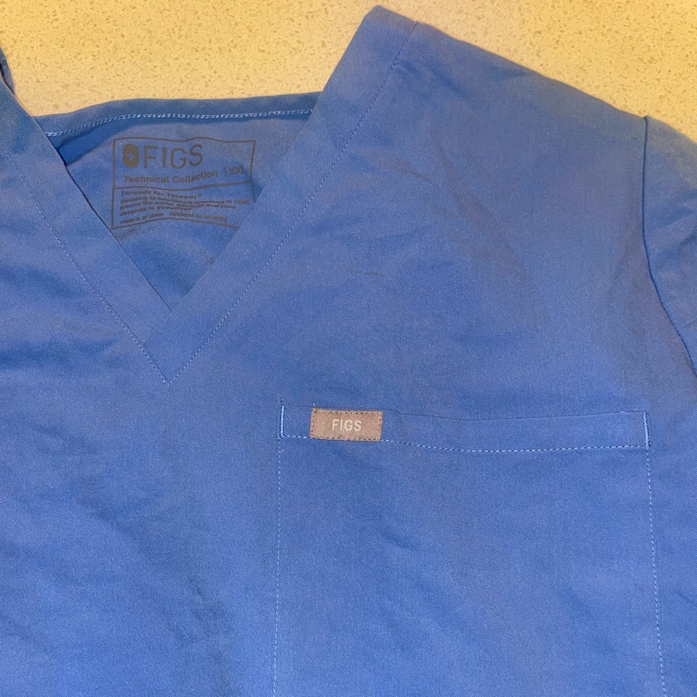 Figs scrub Top